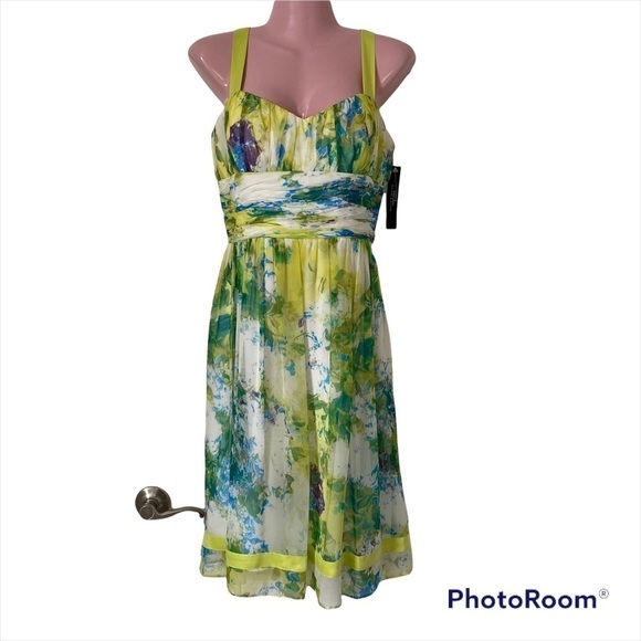 NWT Tahari ASL Women's Dress 8 Floral Silk Chiffon Watercolor Abstract Floral - Picture 1 of 5